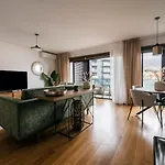 Beautiful Vista Mar Apartment *