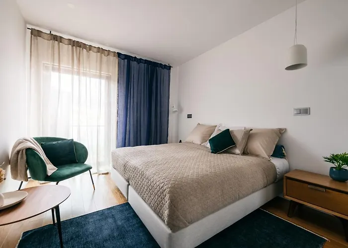 Beautiful Vista Mar Funchal (Madeira)